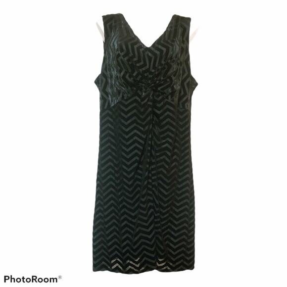 Lane Bryant velvet chevron twist front sleeveless holiday dress size 22/24 - Picture 2 of 9
